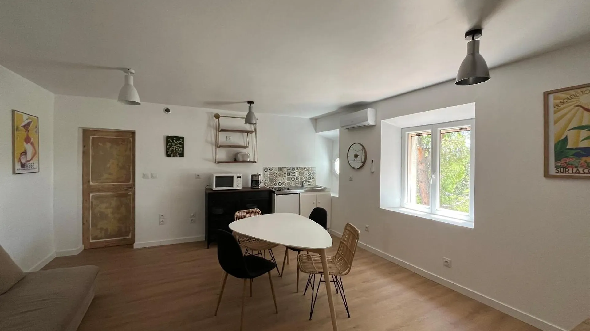 Apartament 3 Pieces Au Dernier Etage Dans Bastide Grassoise Grasse