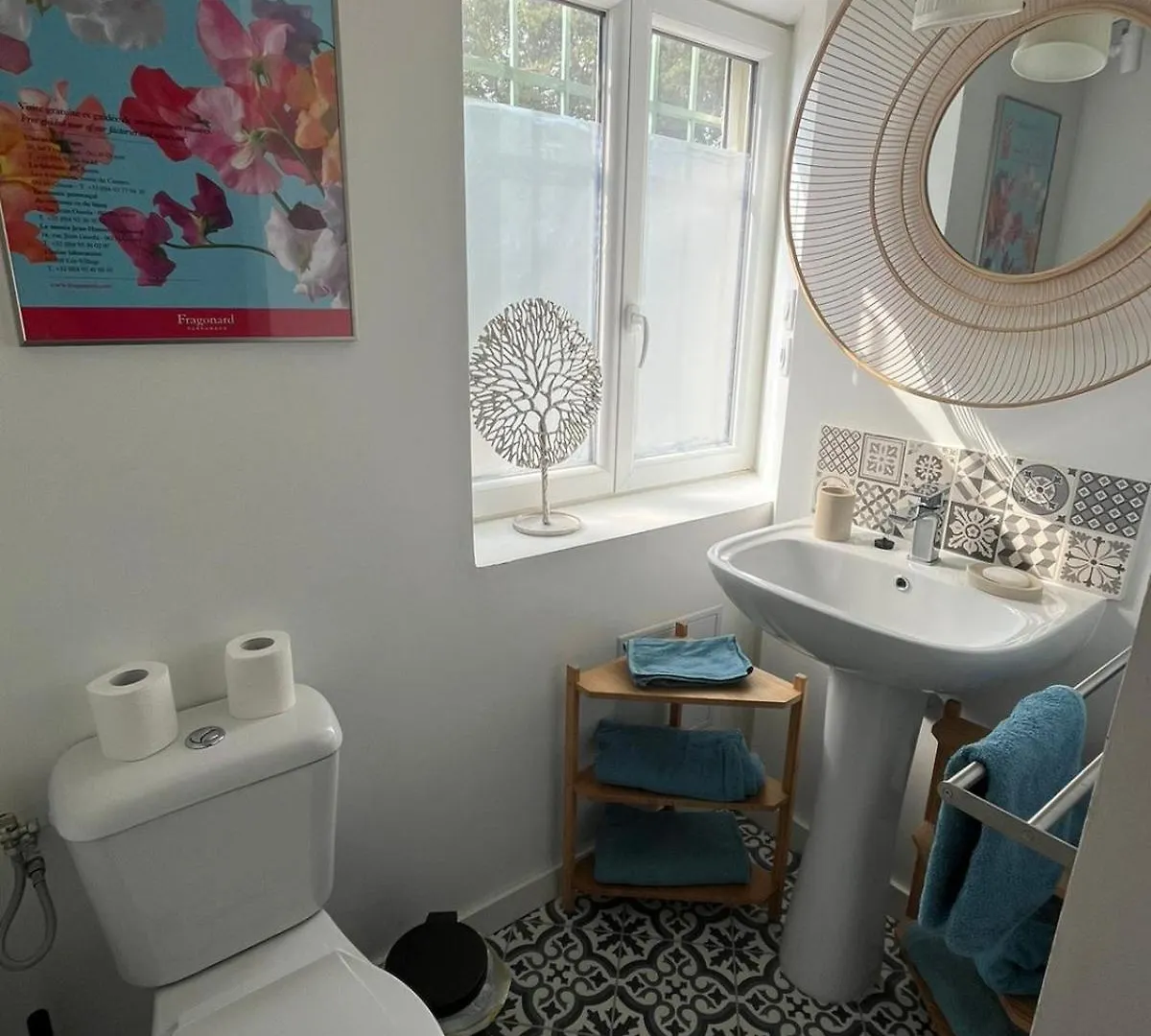 Apartament 3 Pieces Au Dernier Etage Dans Bastide Grassoise Grasse Francja